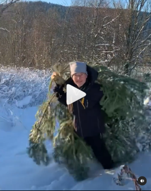 モートンからのメリー・クリスマス／ヘニーがヤコブの息子をお披露目